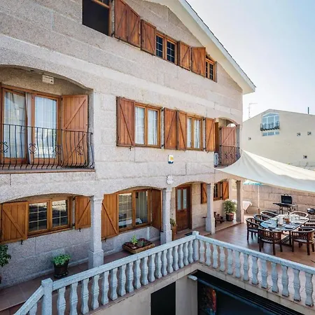 In With Outdoor Swimming Pool Holiday home *
